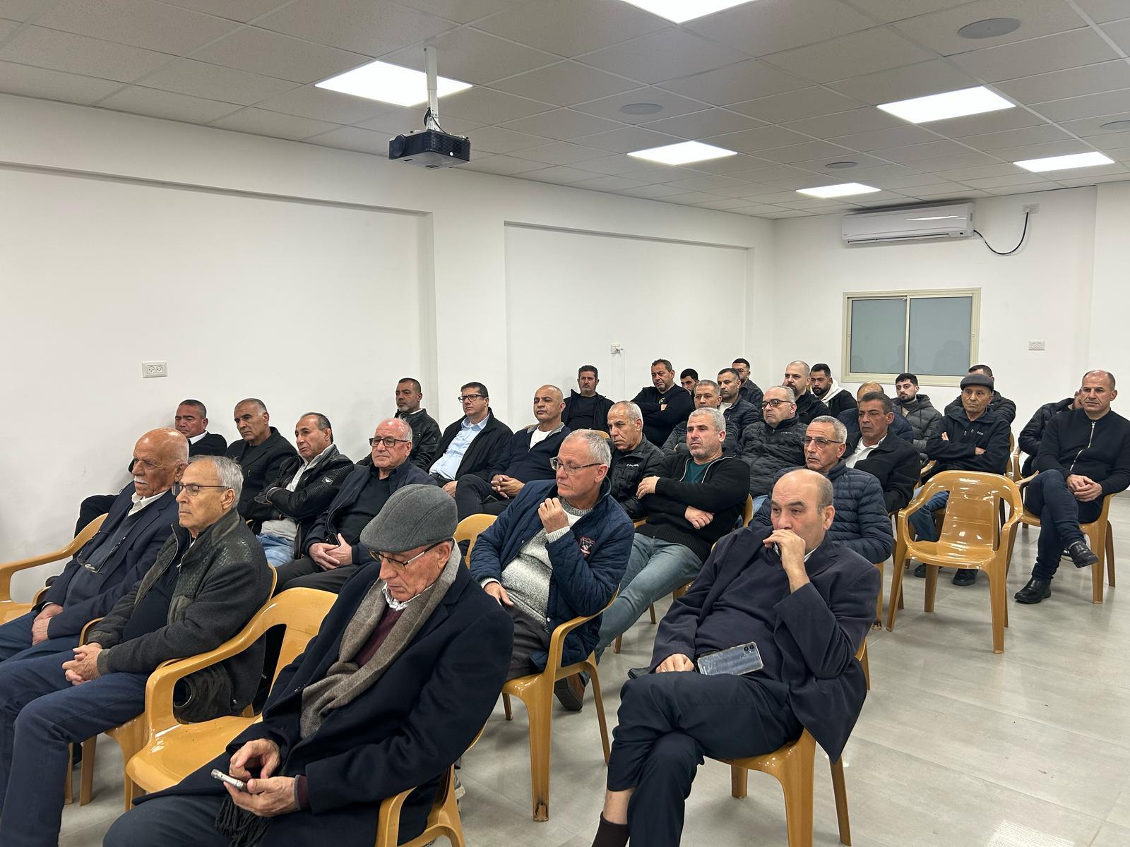 الحزب والجبهة في سخنين  يستضيفان النائب أيمن عودة في ندوة سياسية بعنوان "القضية الفلسطينية إلى أين؟"