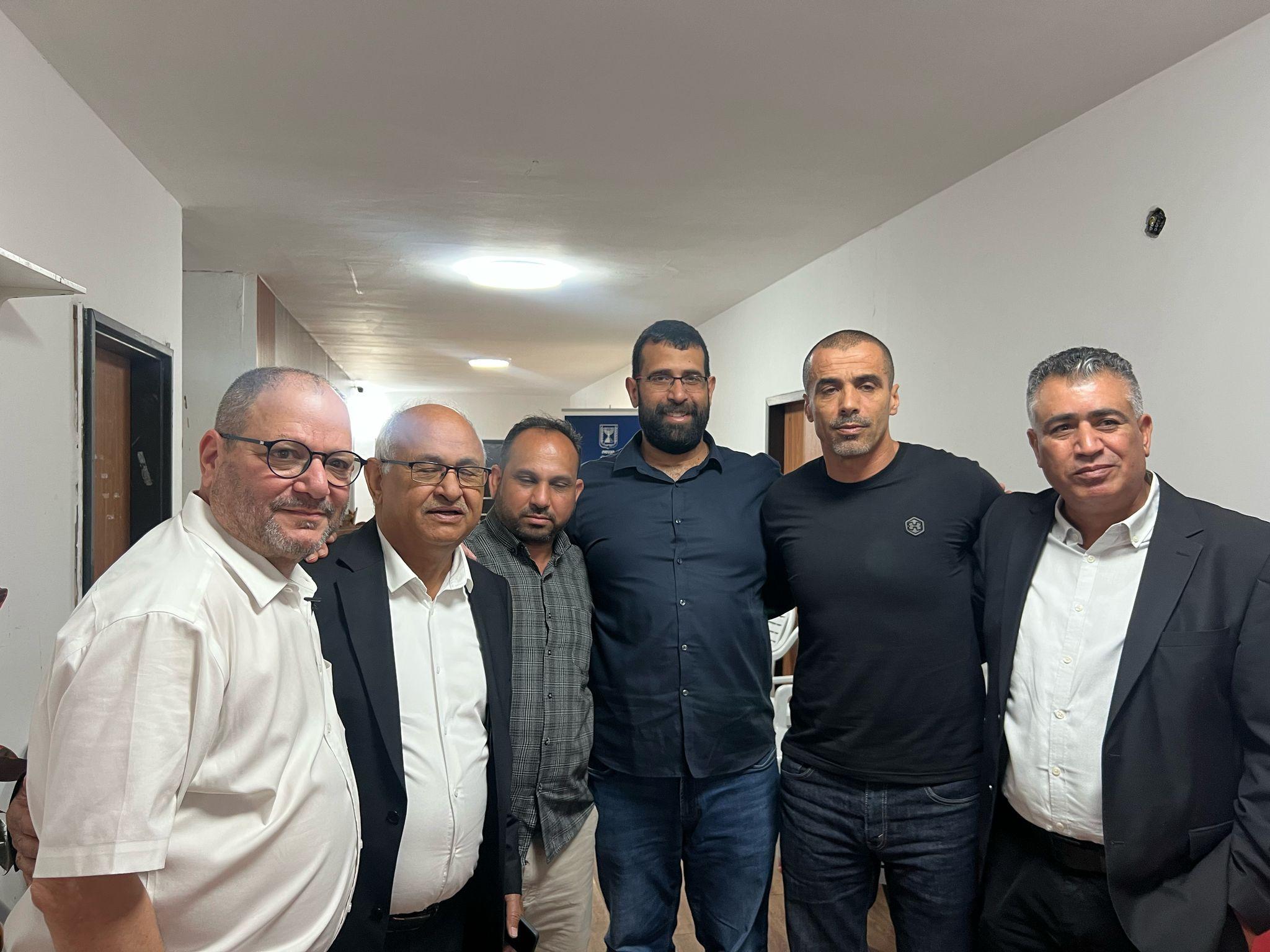 النائب عوفر كسيف يفتتح مكتبه البرلماني في مدينة رهط بحضور لفيف من أهالي النقب