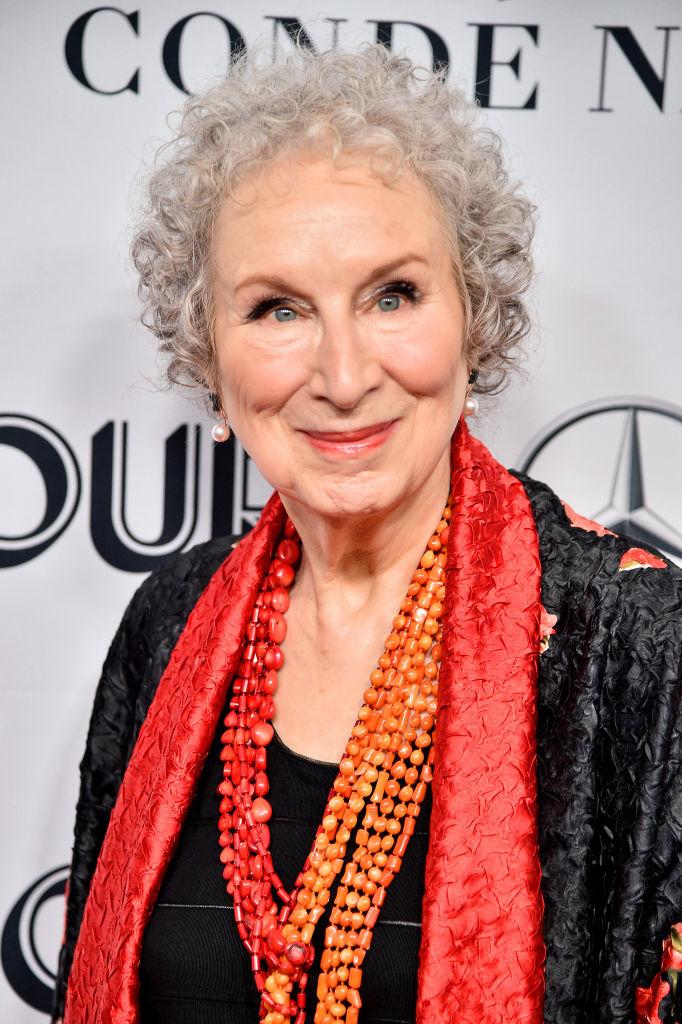 الشاعرة مارغريت آتوود