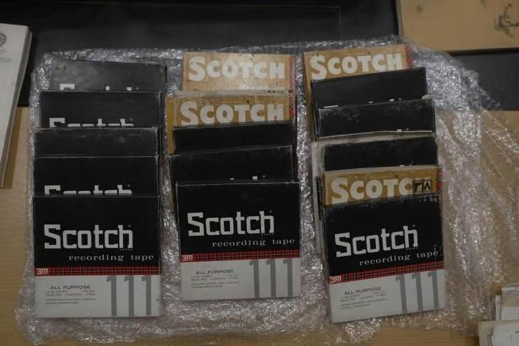 الموساد يعلن الاستيلاء على 2500 وثيقة تتعلق بالجاسوس كوهين من المخابرات السورية (الموساد)