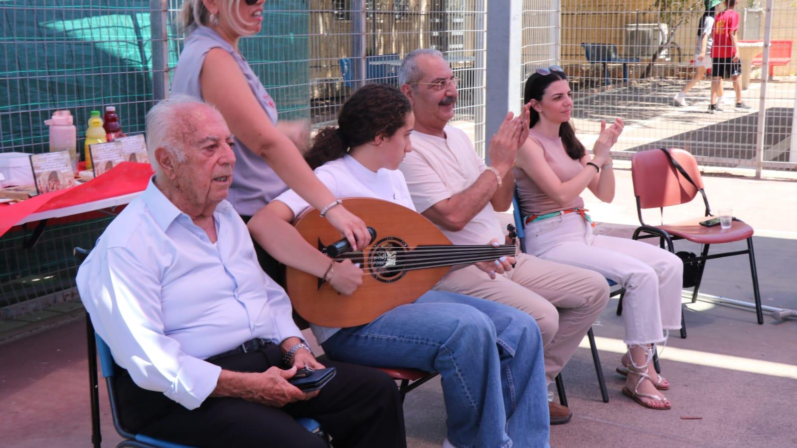 الشبيبة الشيوعية فرع الناصرة تكرّم فنانين نصراويين في مخيم السلام والطفولة ال36