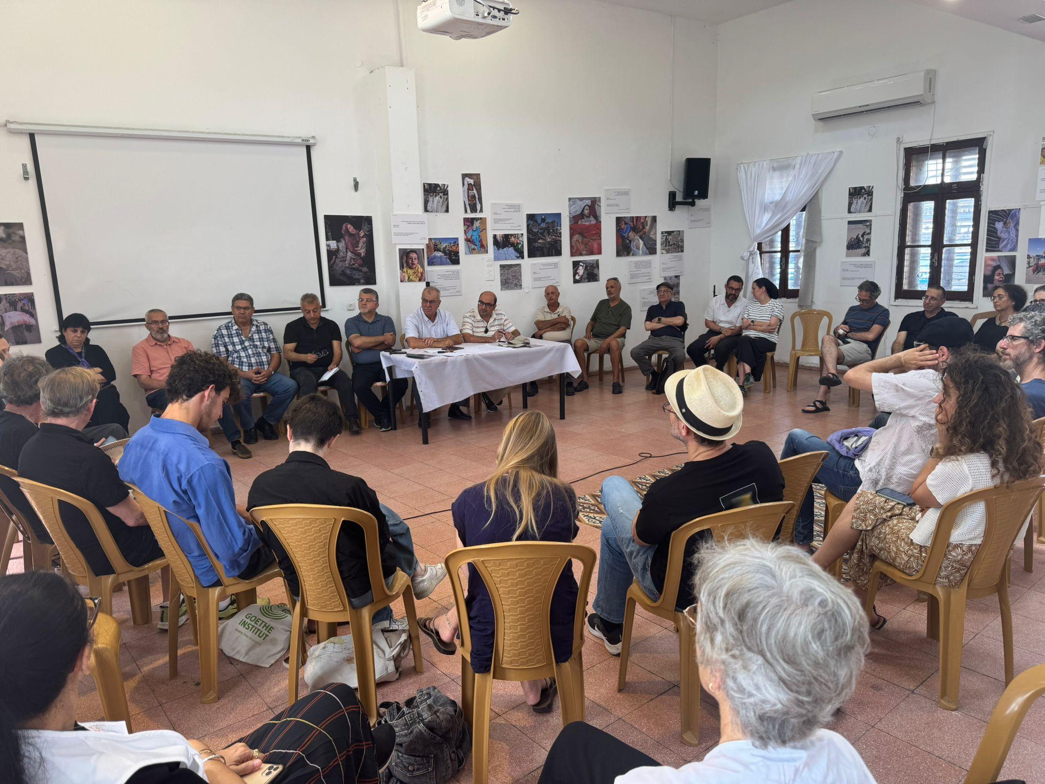 المتابعة تواصل إضرابها عن الطعام وتختتمه اليوم بمظاهرة أمام السفارة الأمريكية