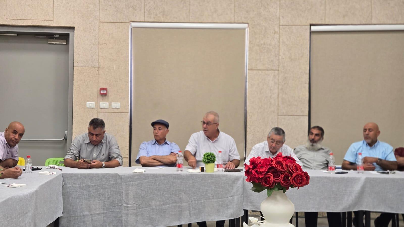 اجتماع هام في رهط لمناقشة مواجهة سياسة الهدم والاقتلاع وإقرار خطوات احتجاجية