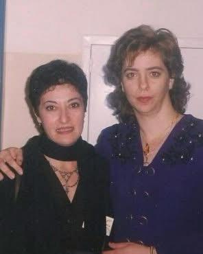 كاتبة المقال مع ضحى شمس، المستشارة الاعلامية للسيدة فيروز