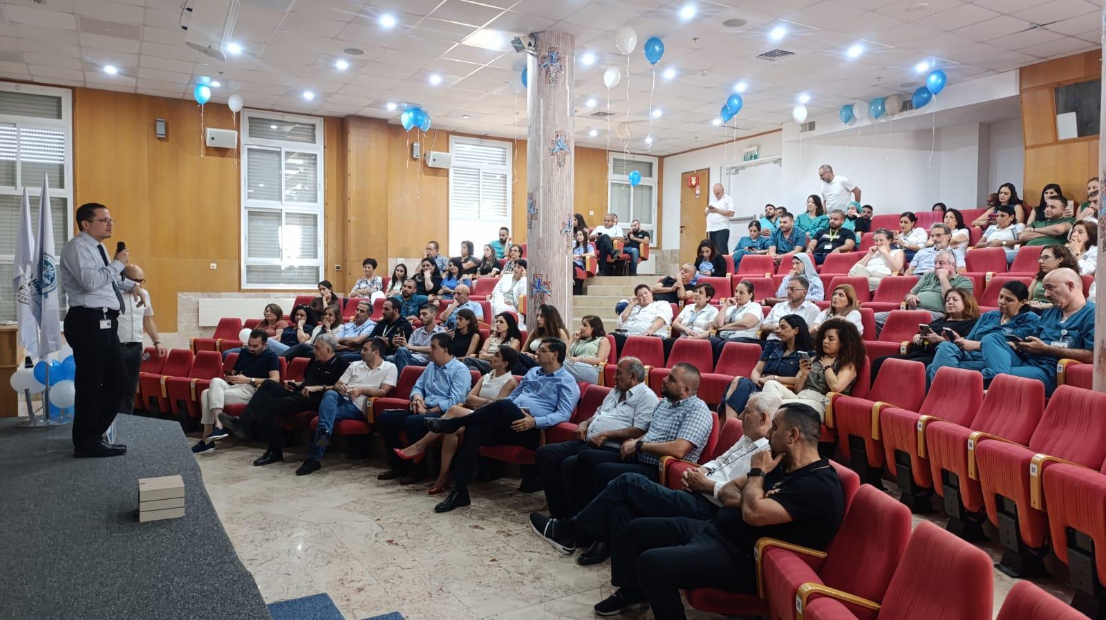 مستشفى الناصرة الإنجليزي: توقيع اتفاقية عمل جماعية هي الأولى من نوعها في المؤسسات الطبية العربية