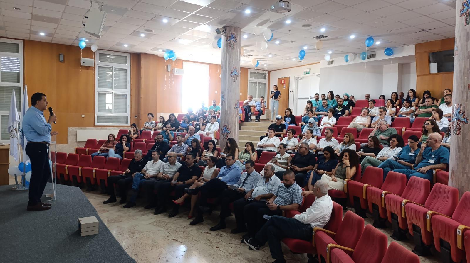 مستشفى الناصرة الإنجليزي: توقيع اتفاقية عمل جماعية هي الأولى من نوعها في المؤسسات الطبية العربية