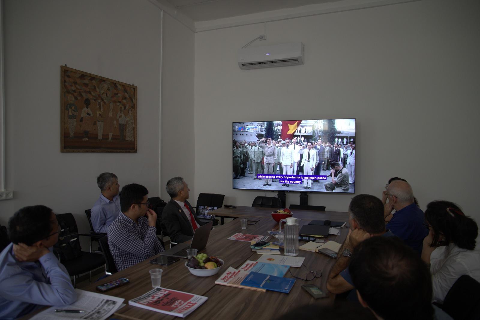 سفير فيتنام في لقاء مع الحزب الشيوعي الاسرائيلي- وكالة الأنباء الفيتنامية VNA