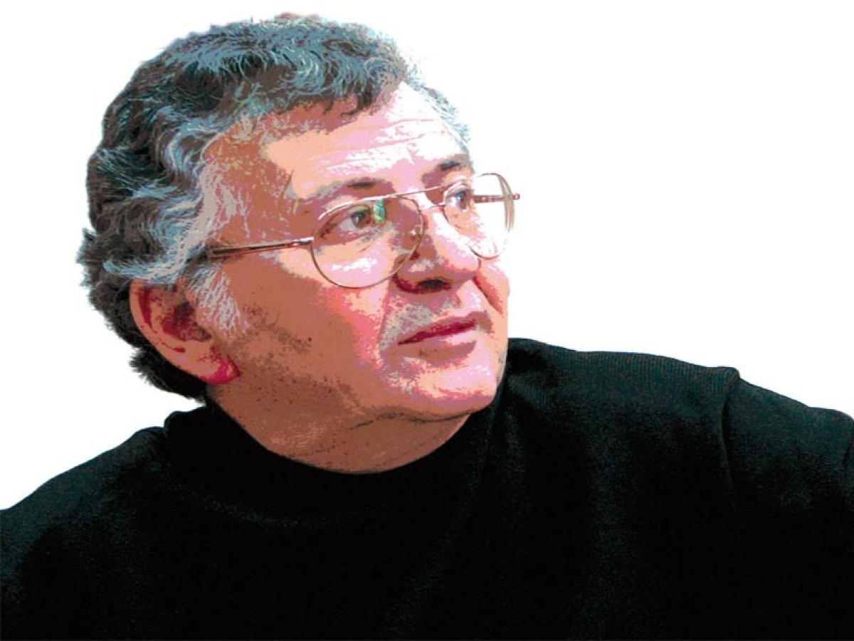 سميح القاسم: وتُبعَثُ غَزَّةُ من موتِ غزّةَ