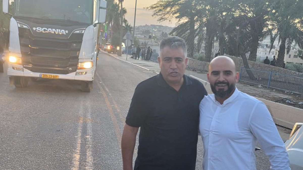 بعد جهود الأهالي ورئيس المجلس: إعادة فتح مدخل اللقية بعد إغلاقه بمكعّبات إسمنتية