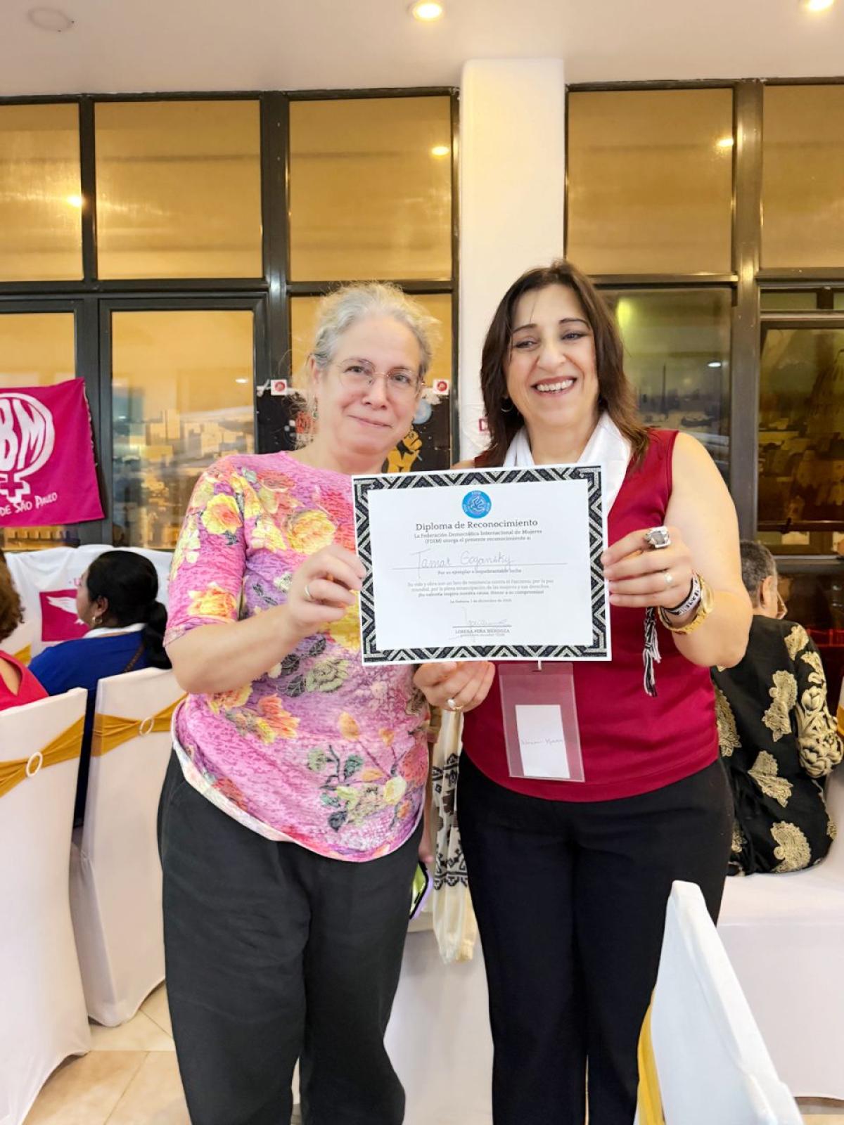 تقرير حول مشاركة حركة النساء الديمقراطيات في المؤتمر العالمي لاتحاد النساء الديمقراطيات – هافانا، كوبا