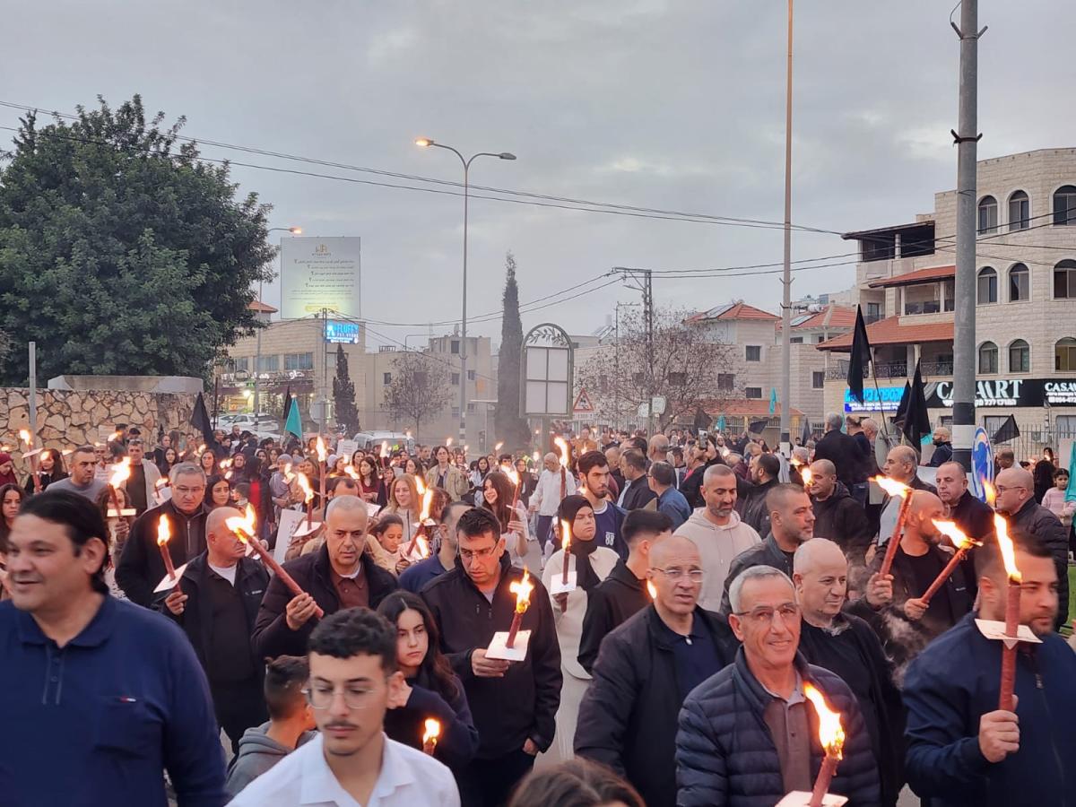 المئات يرفعون صوتهم في سخنين احتجاجًا على تفشي الجريمة (تصوير الاتحاد)