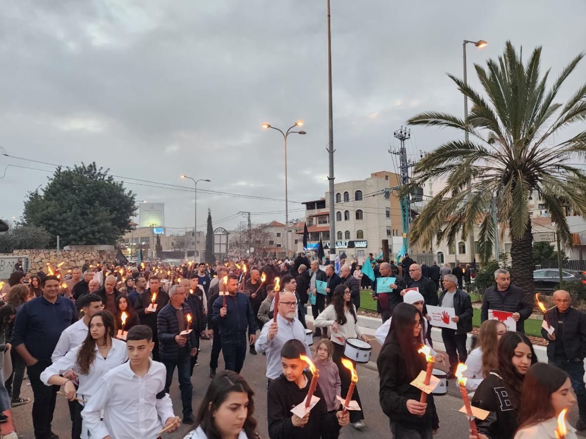 المئات يرفعون صوتهم في سخنين احتجاجًا على تفشي الجريمة (تصوير الاتحاد)