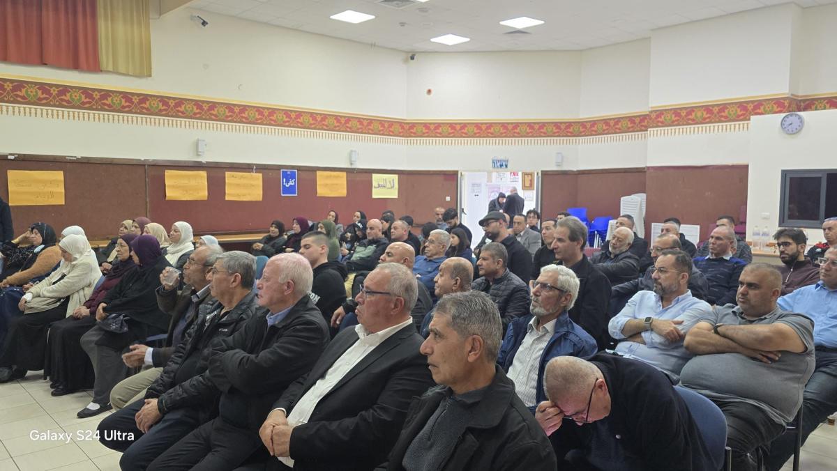 اجتماع شعبي في دبورية ضد العنف الجريمة والتأكيد على استمرارية النضال