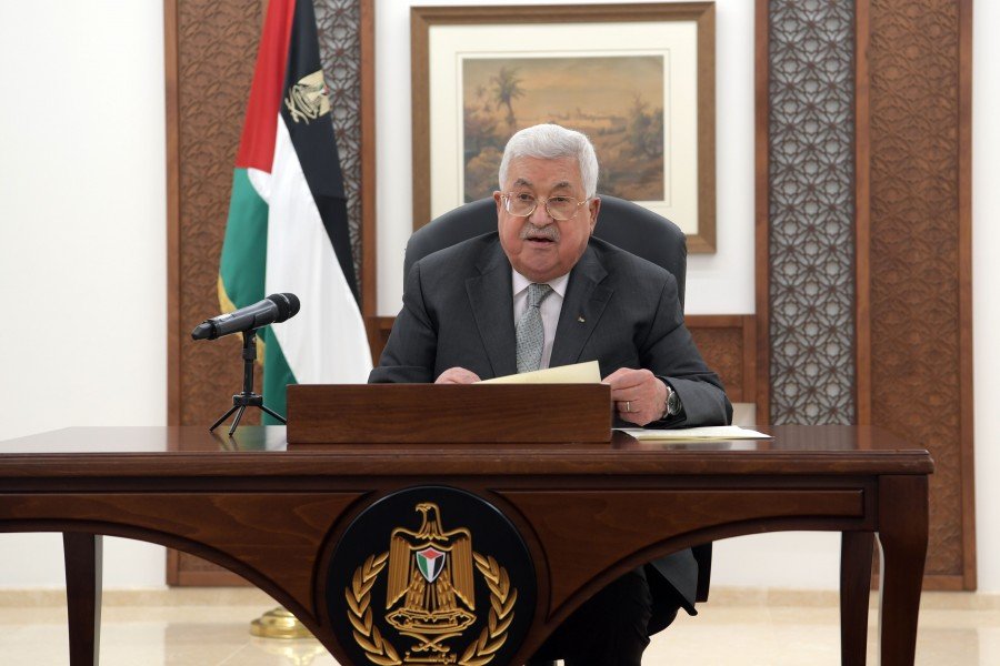 الرئيس الفلسطيني يصدر مرسومًا بتأجيل الانتخابات العامة