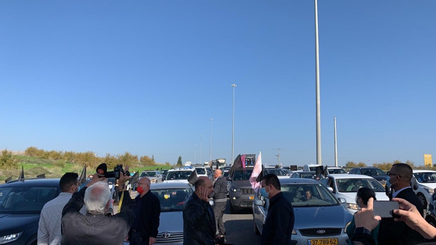 مسيرة السيارات الاحتجاجية ضد العنف