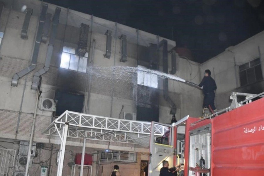 الحصيلة الرسمية لقتلى حريق المستشفى العراقي 60 شخصًا