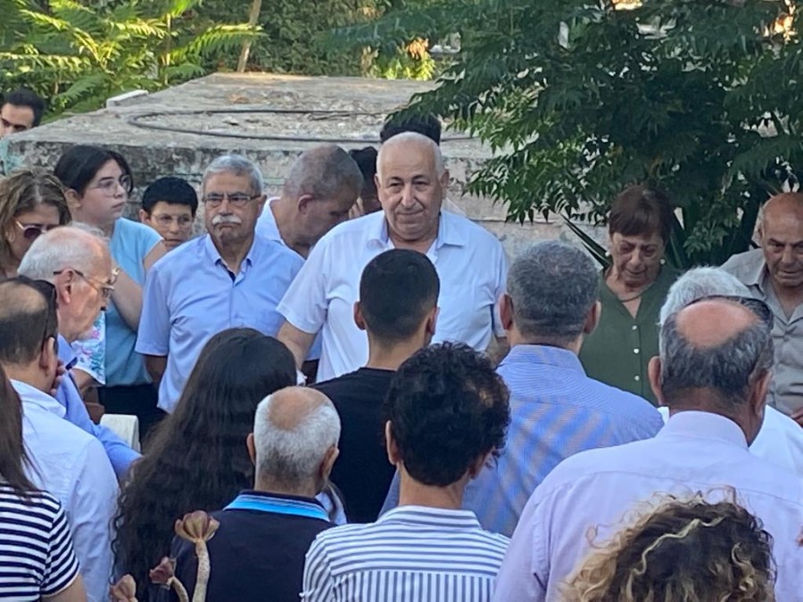 وفد واسع من الحزب والجبهة يزور ضريح أبو الأمين في الذكرى الـ 28 لرحيله