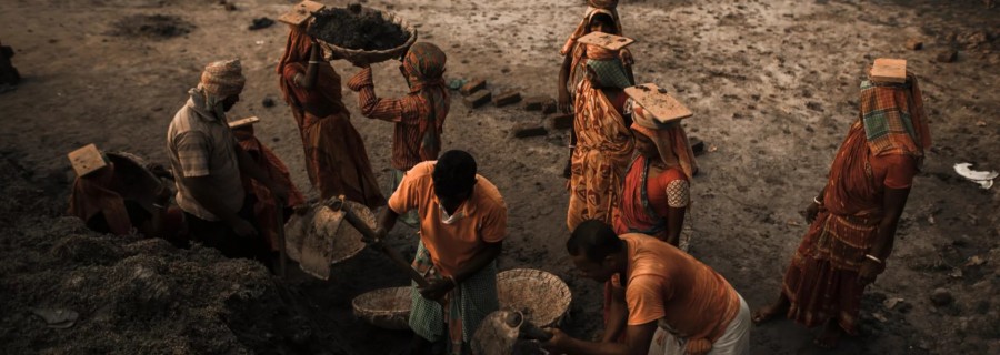 العمل الجبري، والزواج القسري: صناعة الرق الحديث