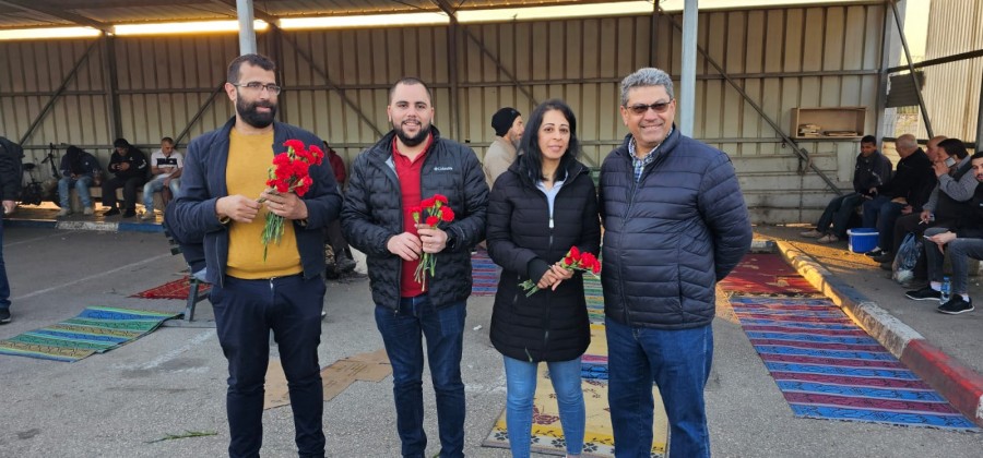الحزب الشيوعي والجبهة يهنئان العمال الفلسطينيين في يوم العمال العالمي