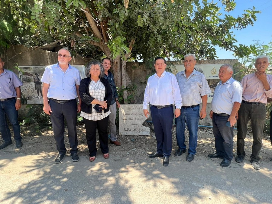 .زيارة وفد الحزب والجبهة لمخيم جنين