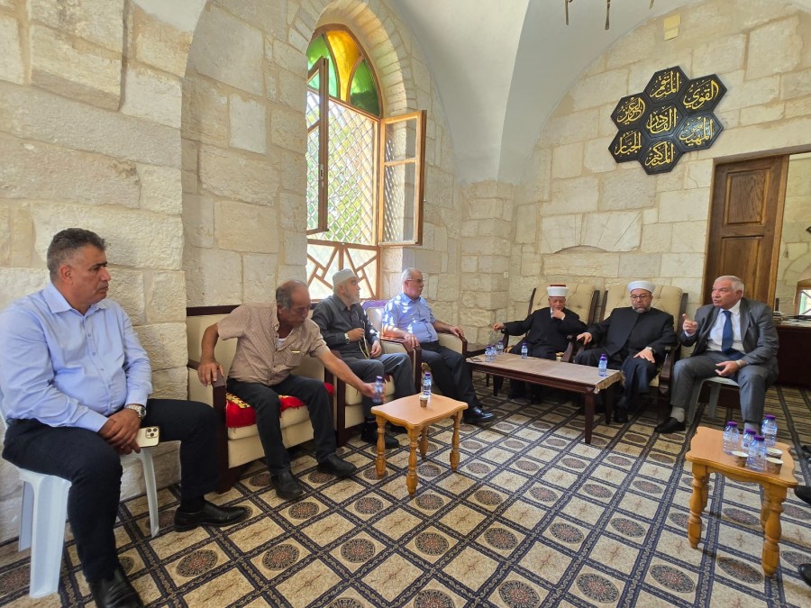 المتابعة تزور المسجد الأقصى والشيخ عكرمة صبري للاطلاع على آخر المستجدات